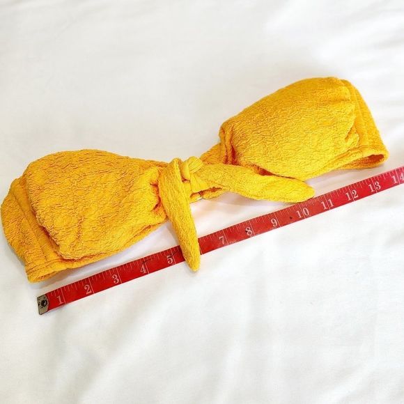 NWOT XHILARATION Bikini Top - Picture 3 of 6